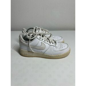 Nike Air Force 1 Low Triple White Leather Shoes Women’s Size 8 DD8959-100